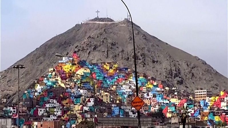 Obyvatelé městské čtvrti se rozhodli napravit její špatnou pověst pomocí barev